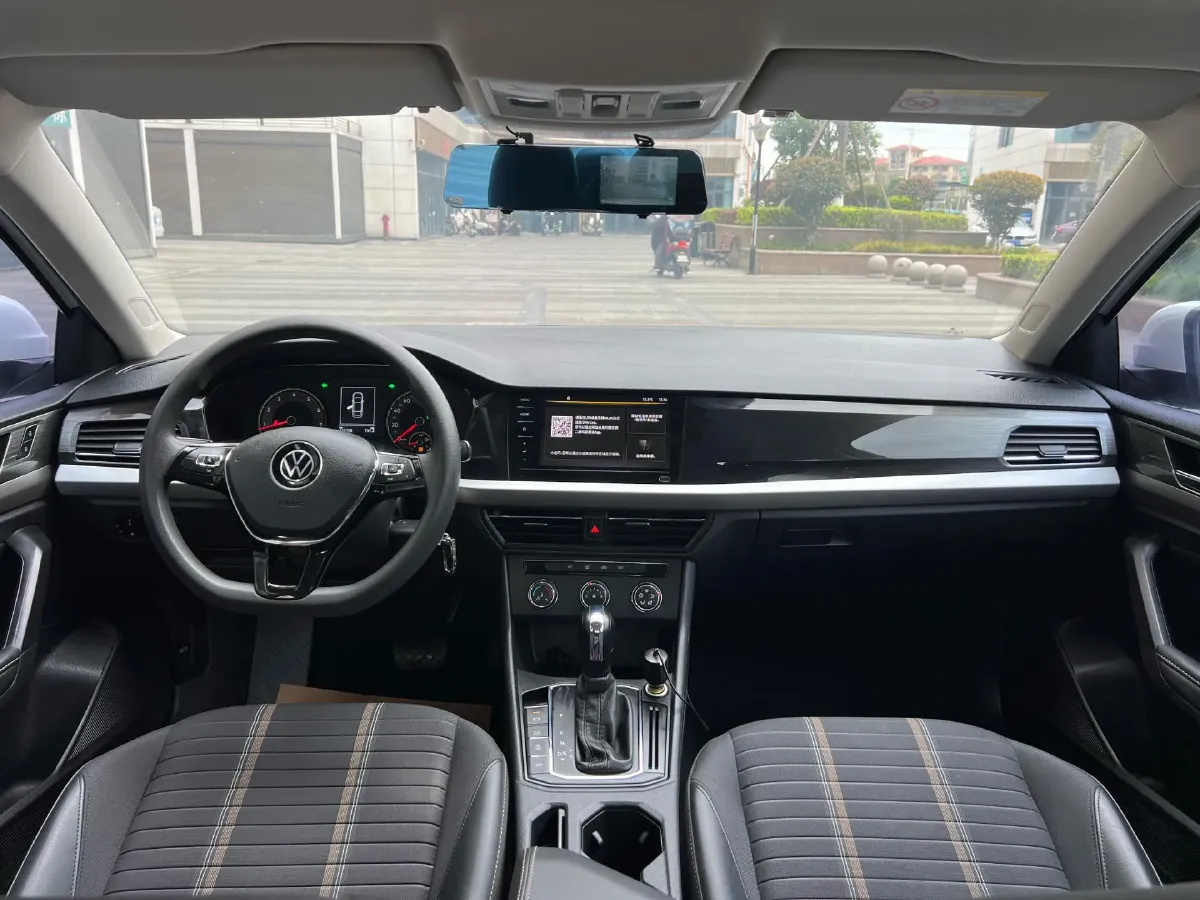2018 Skoda Karoq 1.4T 150HP L4 7DCT,autocango,china used car exporter,china ev exporter,chinese used car exporter,chinese used ev exporter