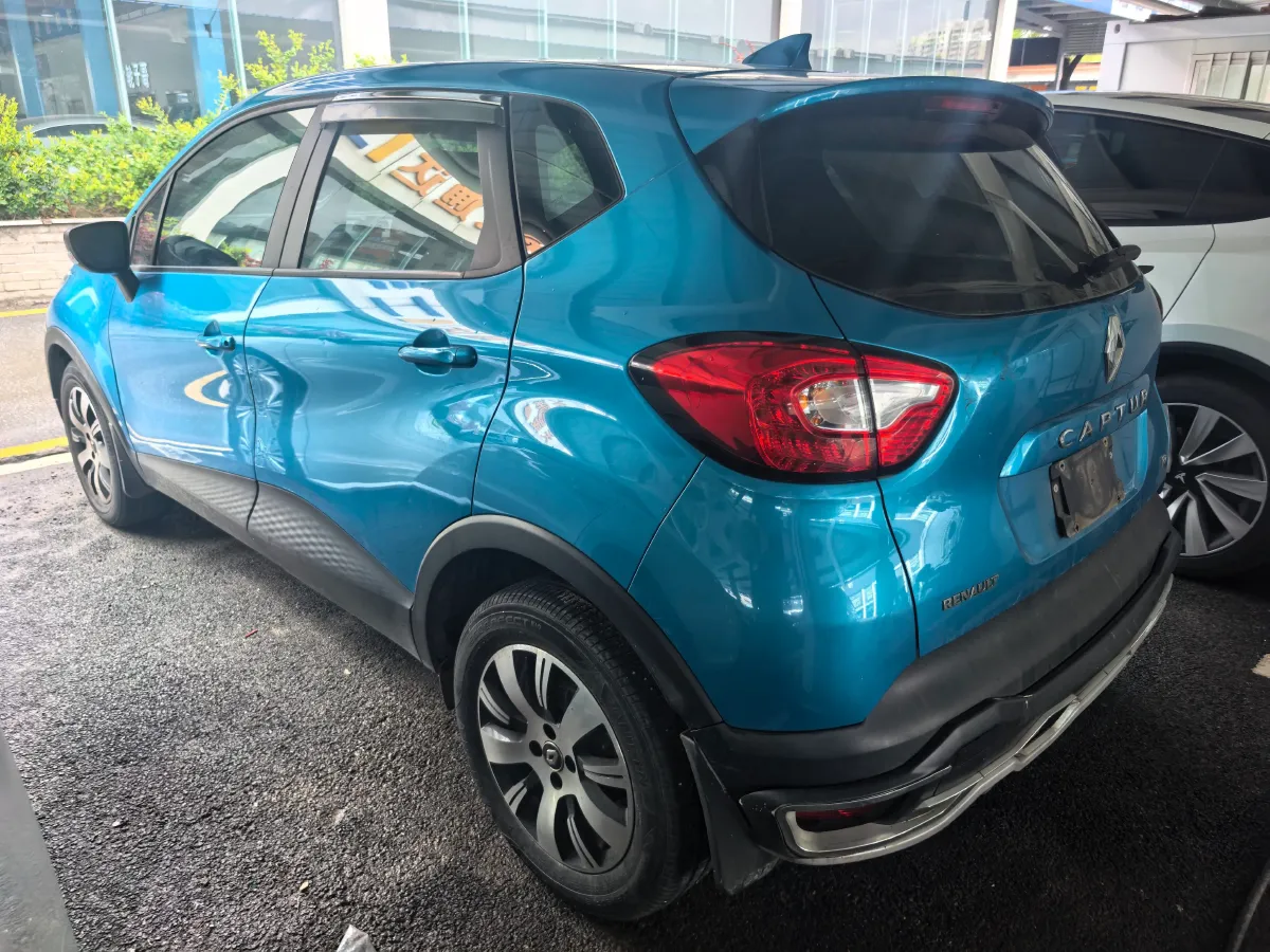 2015 Renault Captur 1.2T 116HP L4 6DCT,autocango,china used car exporter,china ev exporter,chinese used car exporter,chinese used ev exporter