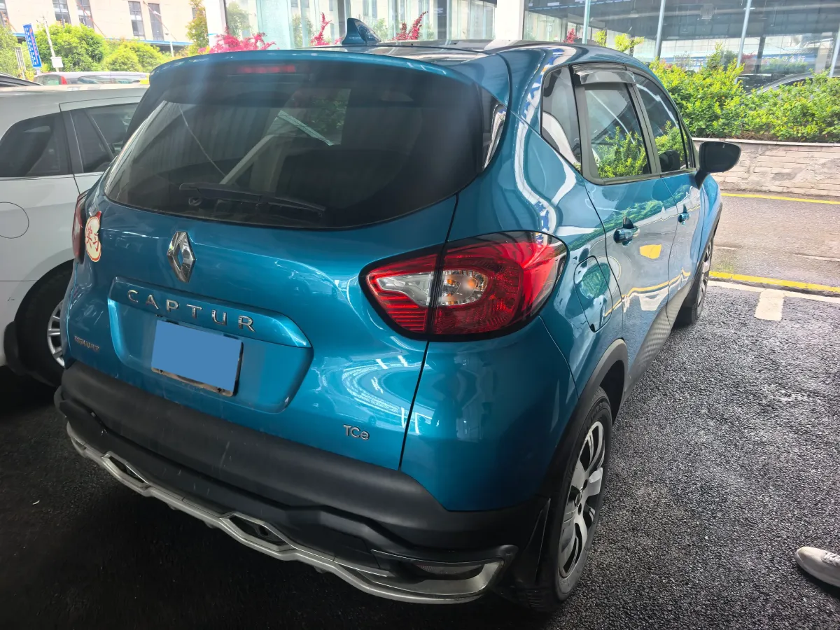 2015 Renault Captur 1.2T 116HP L4 6DCT,autocango,china used car exporter,china ev exporter,chinese used car exporter,chinese used ev exporter