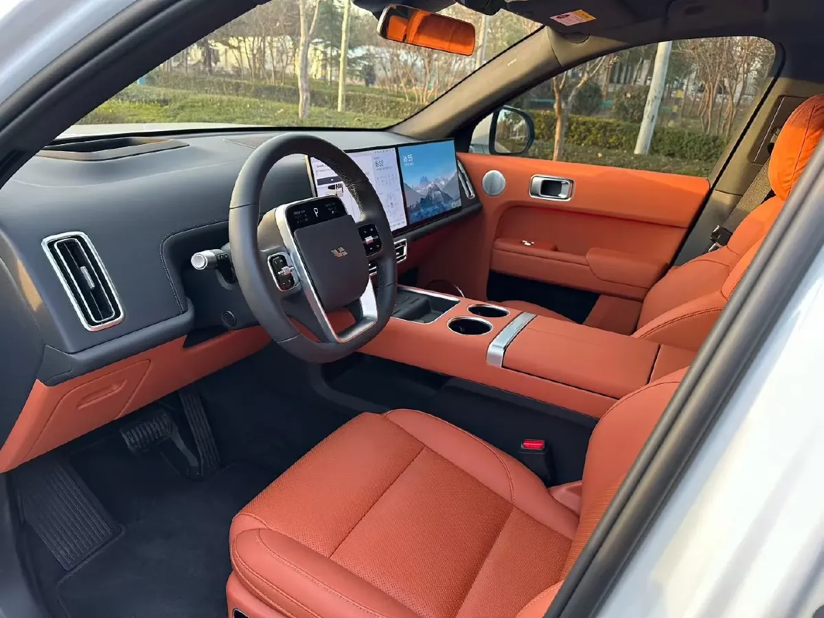 2023 Li L7 Range Extended 154HP REEV 40.9KWH,autocango,china used car exporter,china ev exporter,chinese used car exporter,chinese used ev exporter