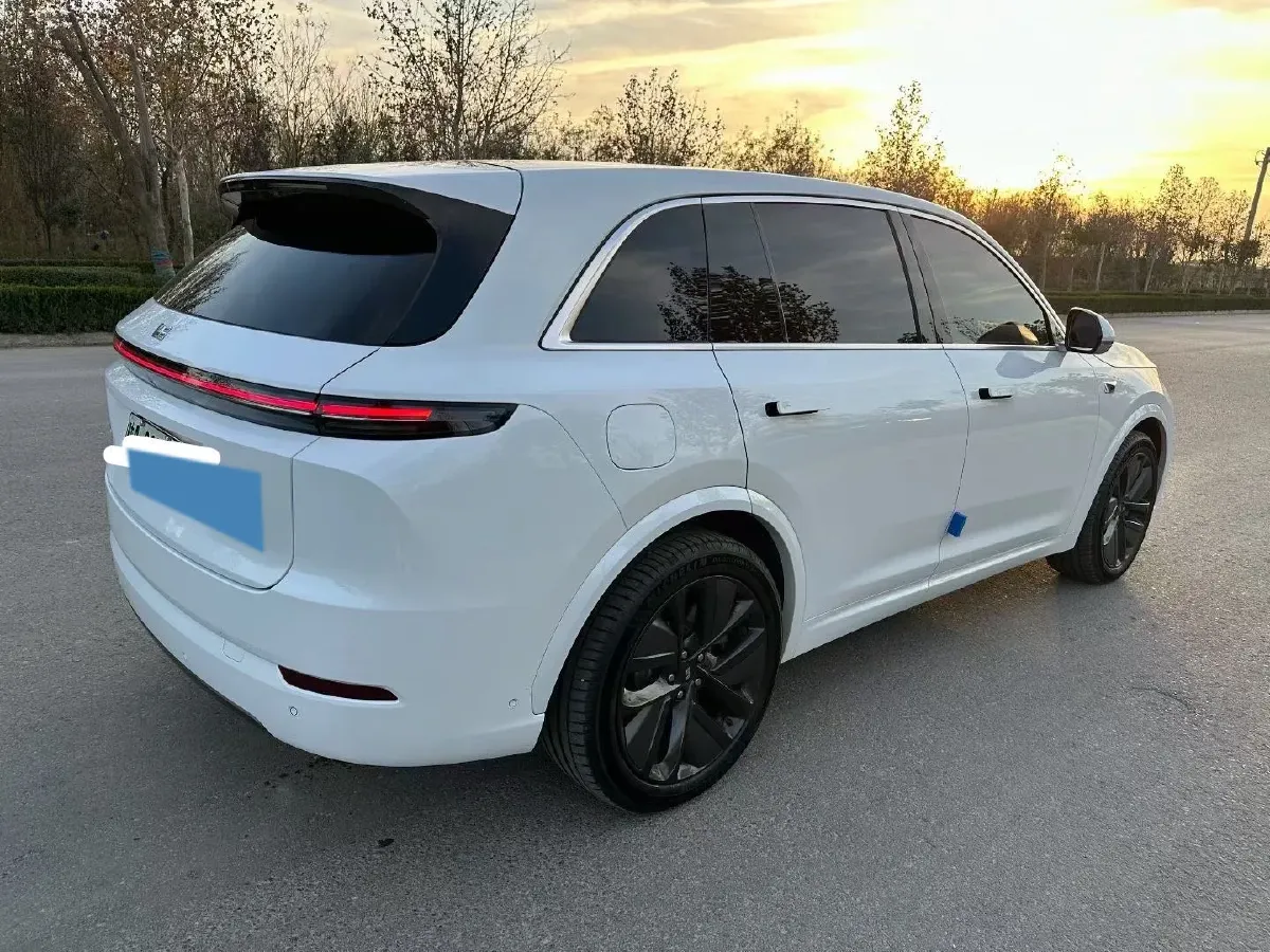 2023 Li L7 Range Extended 154HP REEV 40.9KWH,autocango,china used car exporter,china ev exporter,chinese used car exporter,chinese used ev exporter