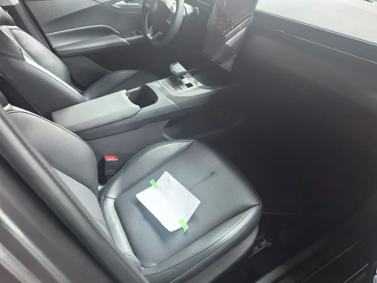 2025 ChangAn Eado 1.5T 192HP L4 7DCT,autocango,china used car exporter,china ev exporter,chinese used car exporter,chinese used ev exporter