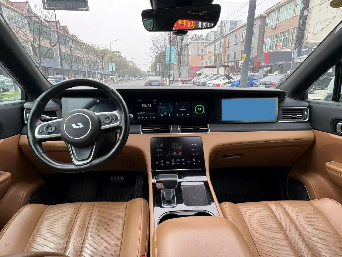 2020 Li ONE Range Extended 131HP REEV 40.5KWH,autocango,china used car exporter,china ev exporter,chinese used car exporter,chinese used ev exporter