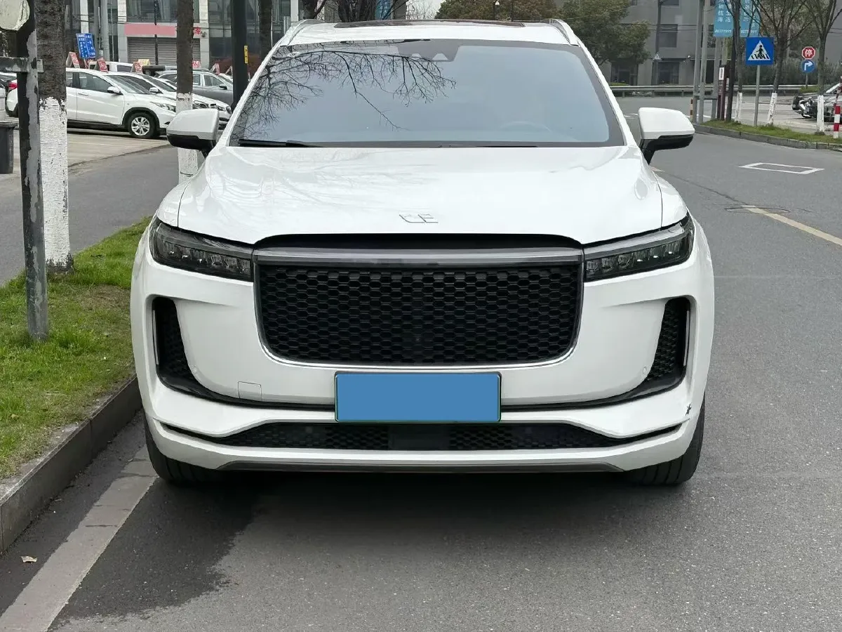 2020 Li ONE Range Extended 131HP REEV 40.5KWH,autocango,china used car exporter,china ev exporter,chinese used car exporter,chinese used ev exporter