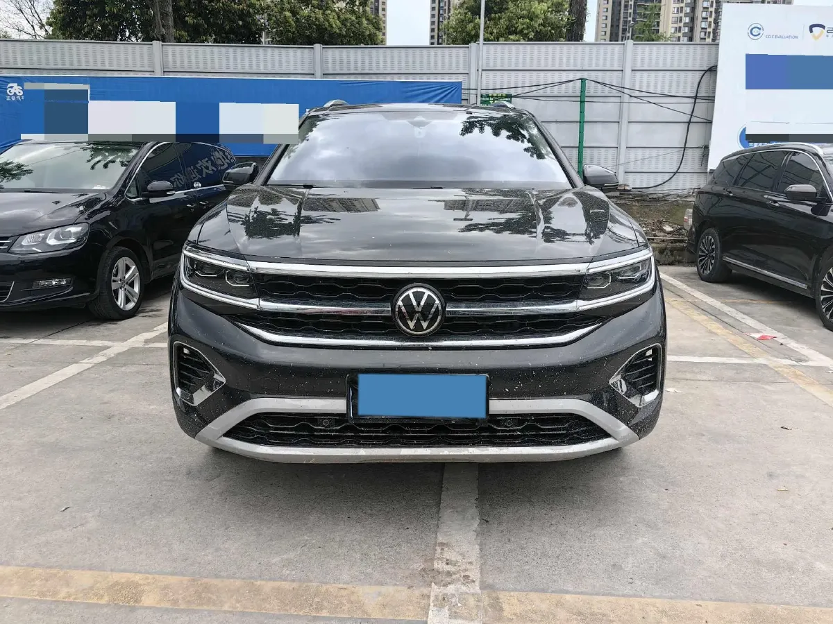 2022 Volkswagen Talagon 2.0T 220HP L4 7DCT,autocango,china used car exporter,china ev exporter,chinese used car exporter,chinese used ev exporter