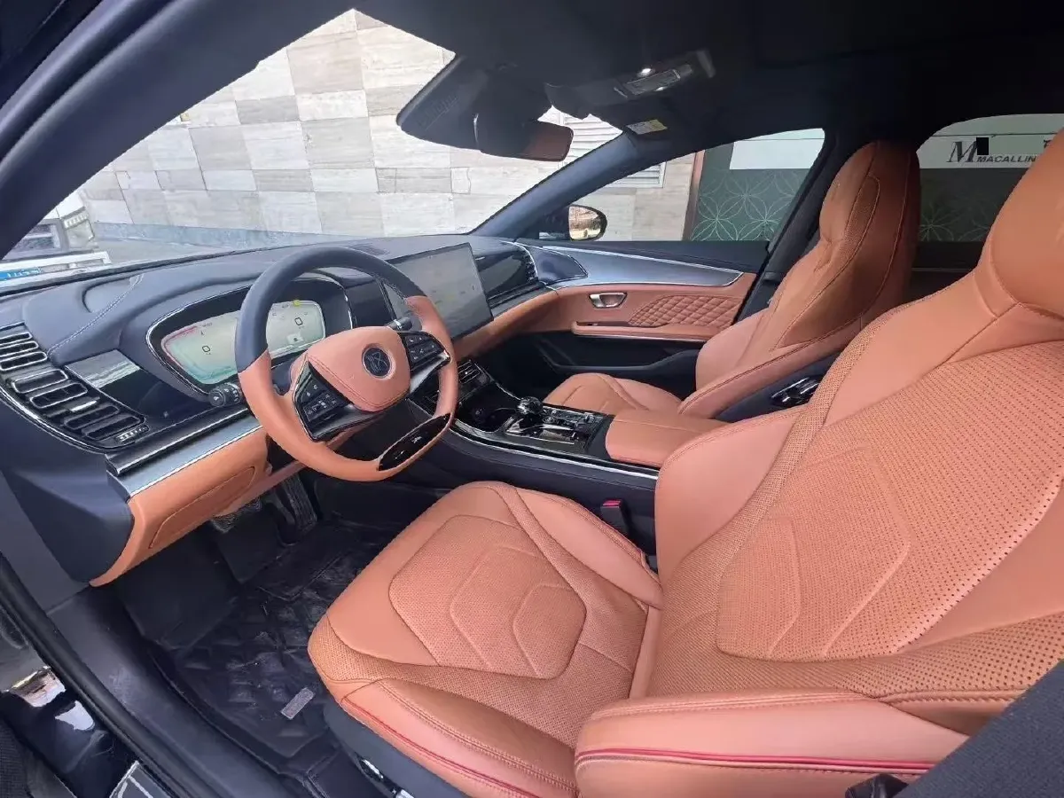 2022 Volkswagen Tiguan L 2.0T 186HP L4 7DCT,autocango,china used car exporter,china ev exporter,chinese used car exporter,chinese used ev exporter