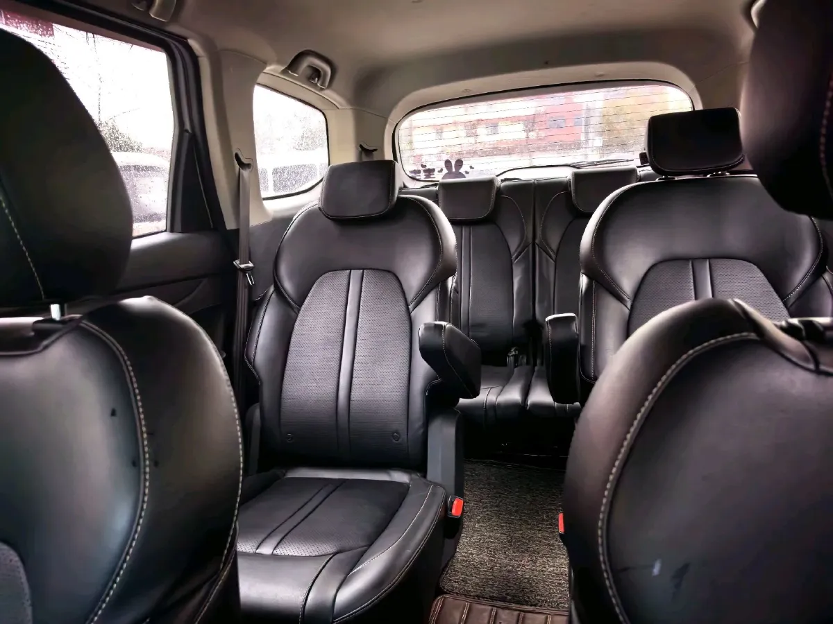 2018 BaoJun 360 1.5L 112HP L4 6MT,autocango,china used car exporter,china ev exporter,chinese used car exporter,chinese used ev exporter