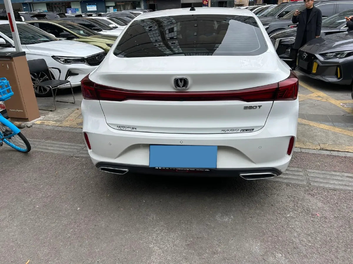 2022 ChangAn Eado 1.4T 160HP L4 7DCT,autocango,china used car exporter,china ev exporter,chinese used car exporter,chinese used ev exporter