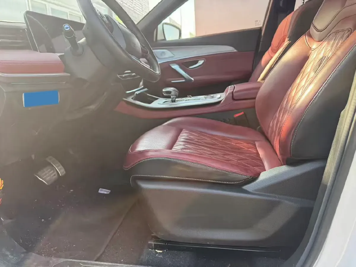 2023 ChangAn Oshan X7 Plus 1.5T 188HP L4 7DCT,autocango,china used car exporter,china ev exporter,chinese used car exporter,chinese used ev exporter