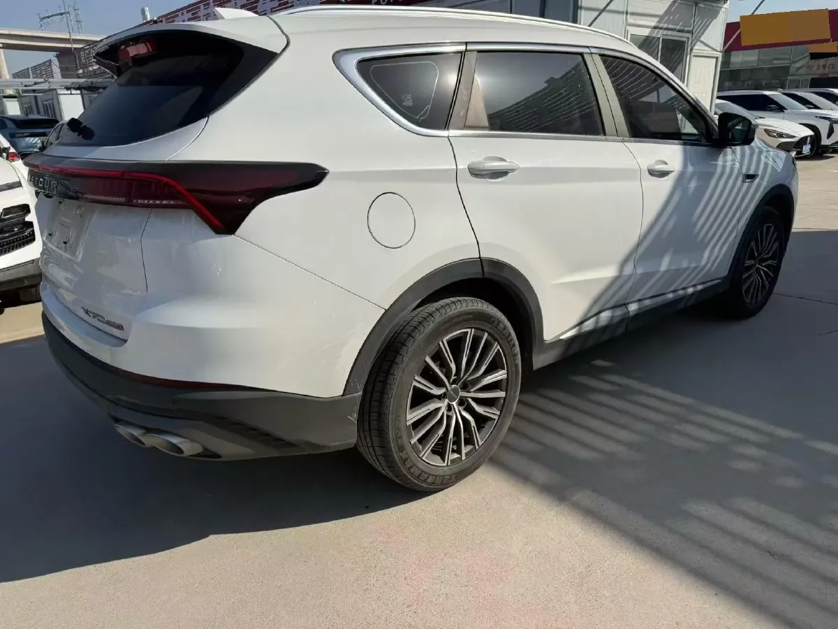 2023 ChangAn Oshan X7 Plus 1.5T 188HP L4 7DCT,autocango,china used car exporter,china ev exporter,chinese used car exporter,chinese used ev exporter