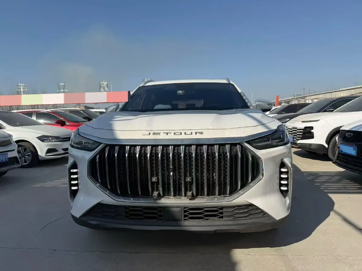 2023 ChangAn Oshan X7 Plus 1.5T 188HP L4 7DCT,autocango,china used car exporter,china ev exporter,chinese used car exporter,chinese used ev exporter