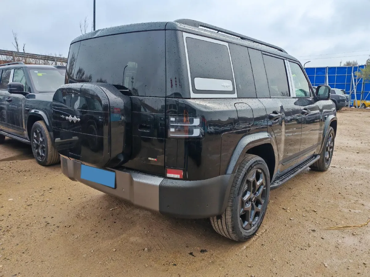 2025 FangChengBao Tai 7 1.5T 156HP L4 E-CVT PHEV,autocango,china used car exporter,china ev exporter,chinese used car exporter,chinese used ev exporter