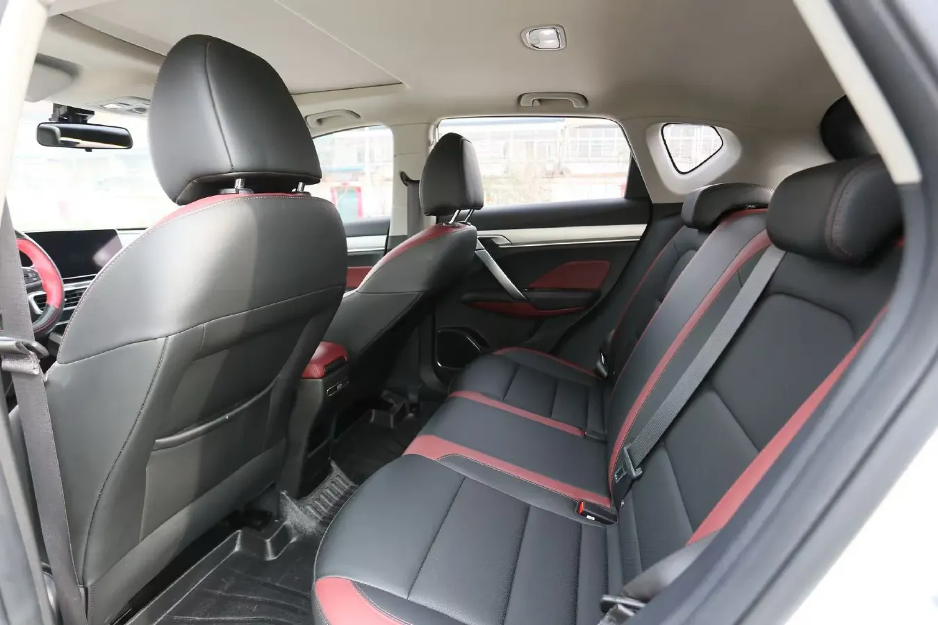 2021 Geely Coolray 1.4T 141HP L4 6DCT,autocango,china used car exporter,china ev exporter,chinese used car exporter,chinese used ev exporter