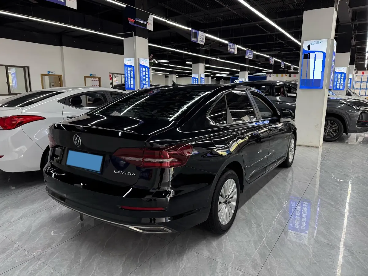 2021 Volkswagen Lavida 1.5L 113HP L4 6AT,autocango,china used car exporter,china ev exporter,chinese used car exporter,chinese used ev exporter