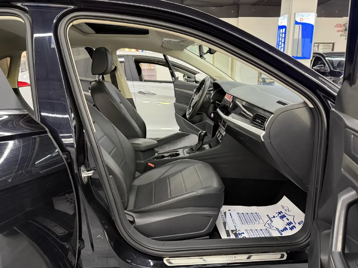 2021 Volkswagen Lavida 1.5L 113HP L4 6AT,autocango,china used car exporter,china ev exporter,chinese used car exporter,chinese used ev exporter