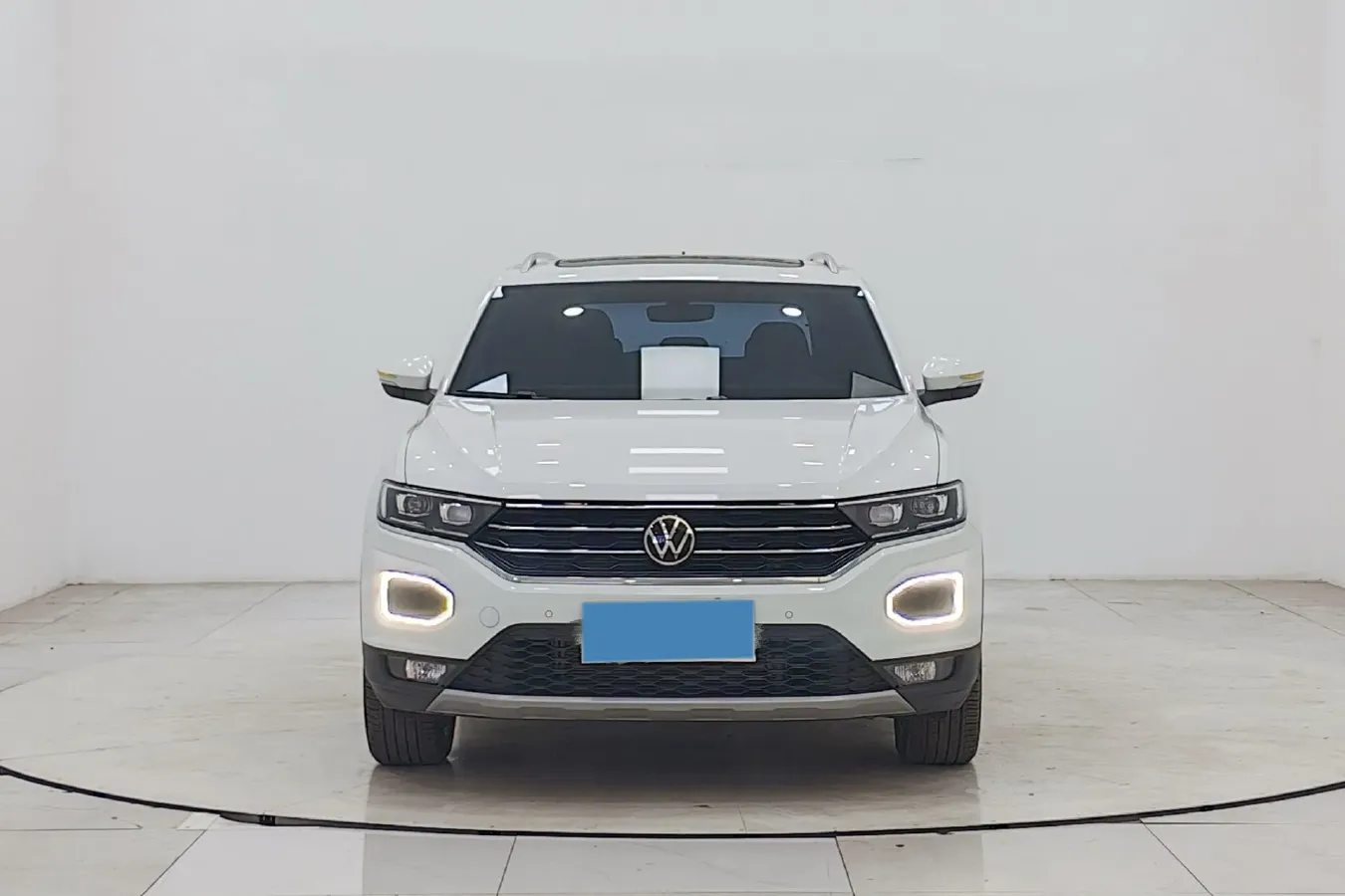 2021 Volkswagen T-Roc 1.4T 150HP L4 7DCT,autocango,china used car exporter,china ev exporter,chinese used car exporter,chinese used ev exporter