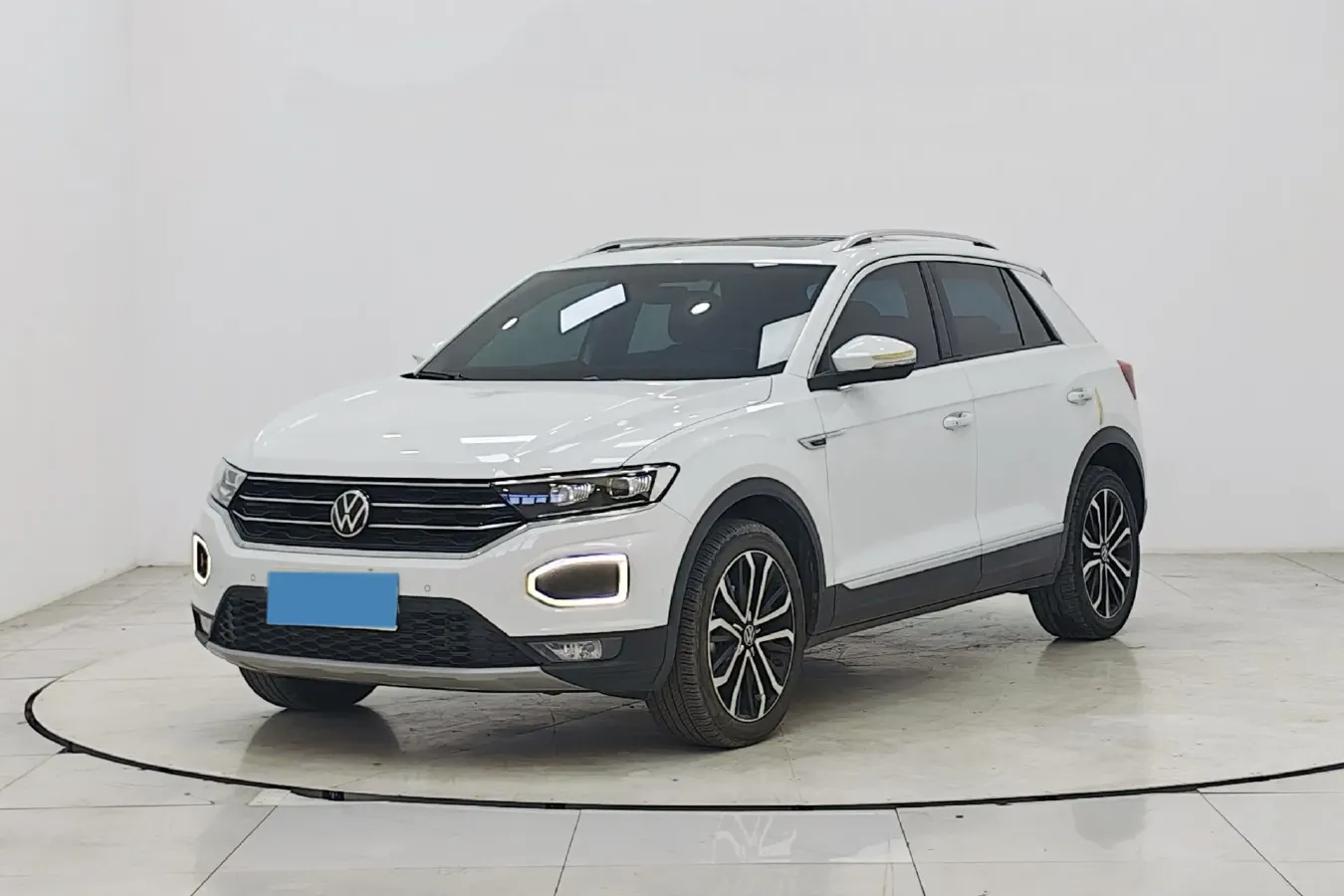 2021 Volkswagen T-Roc 1.4T 150HP L4 7DCT,autocango,china used car exporter,china ev exporter,chinese used car exporter,chinese used ev exporter