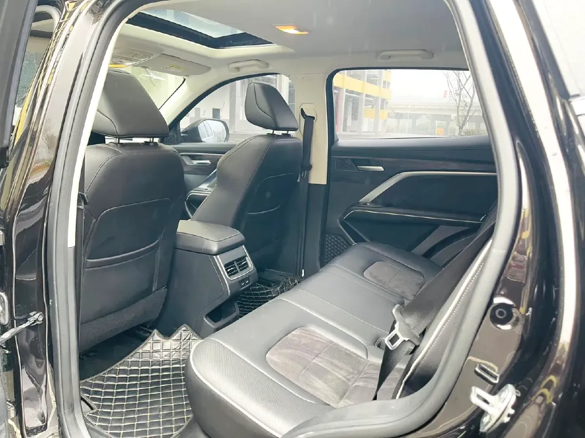 2023 Haval H6 1.5T 150HP L4 7DCT,autocango,china used car exporter,china ev exporter,chinese used car exporter,chinese used ev exporter