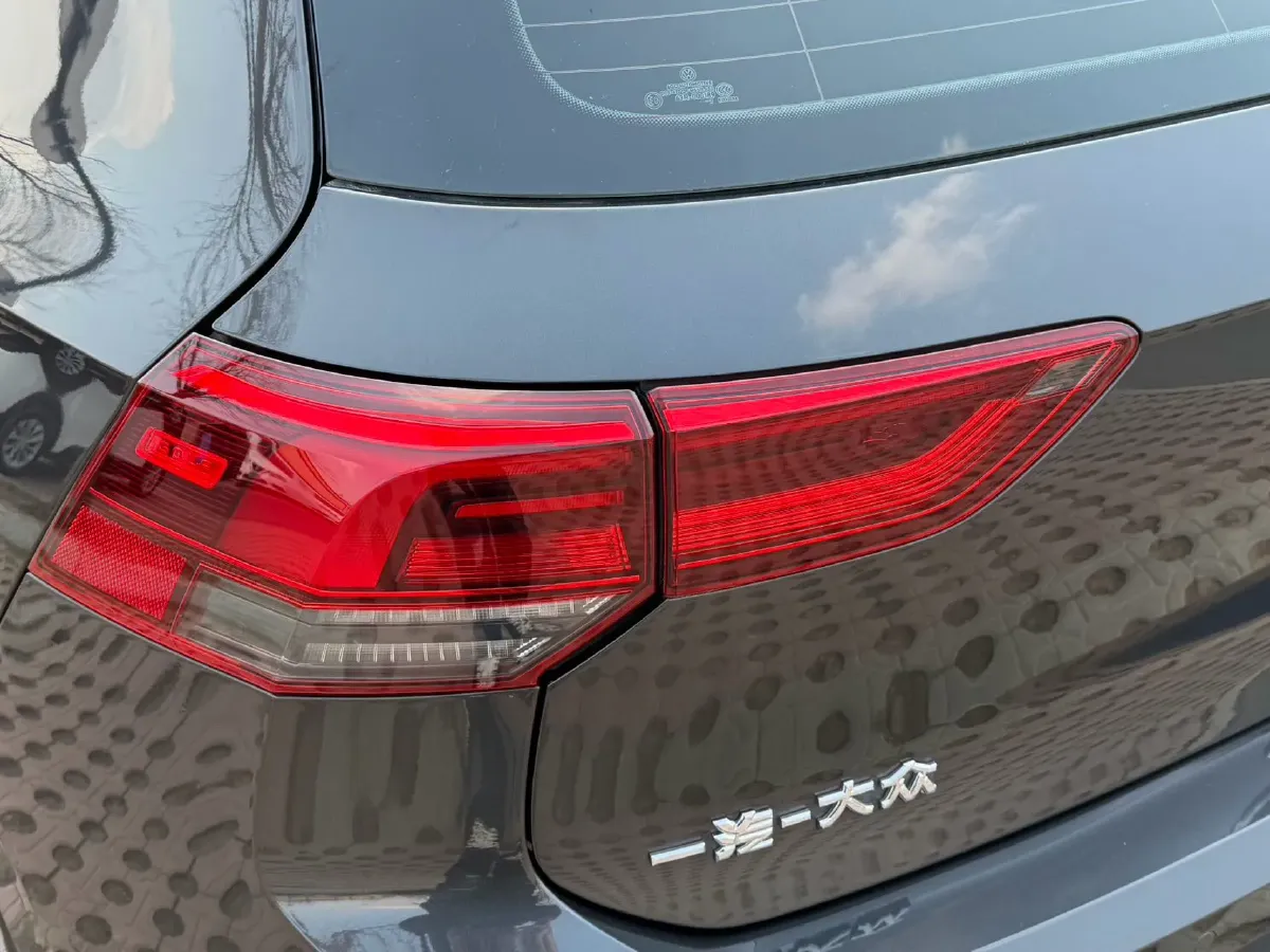 2021 Volkswagen Golf 1.4T 150HP L4 7DCT,autocango,china used car exporter,china ev exporter,chinese used car exporter,chinese used ev exporter