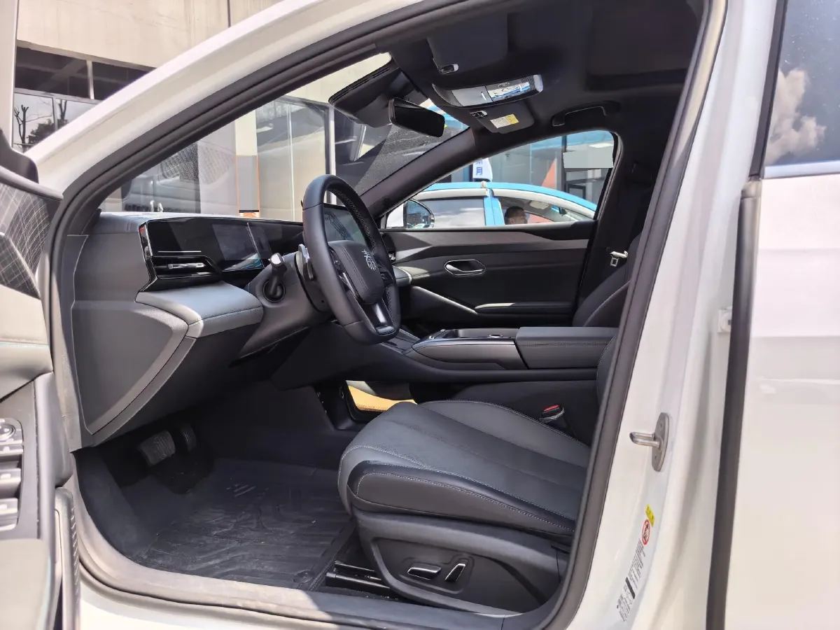 2025 BYD QinL BEV,autocango,china used car exporter,china ev exporter,chinese used car exporter,chinese used ev exporter