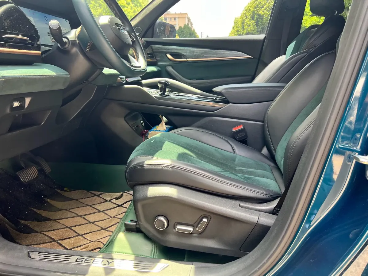 2021 Geely Monjaro 2.0T 238HP L4 8AT,autocango,china used car exporter,china ev exporter,chinese used car exporter,chinese used ev exporter