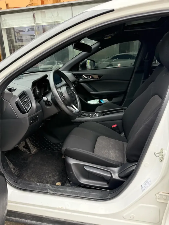 2021 Mazda CX-4 2.0L 158HP L4 6AT,autocango,china used car exporter,china ev exporter,chinese used car exporter,chinese used ev exporter