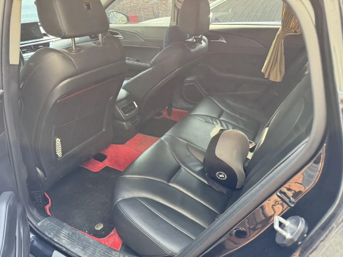 2020 HongQi H5 1.5T 169HP L4 7DCT,autocango,china used car exporter,china ev exporter,chinese used car exporter,chinese used ev exporter