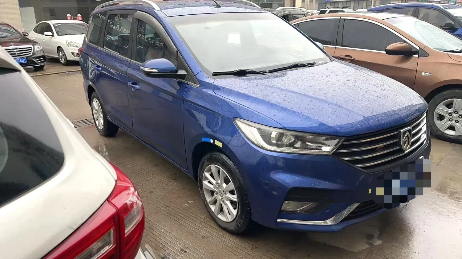 2018 BaoJun 360 1.5L 112HP L4 6MT,autocango,china used car exporter,china ev exporter,chinese used car exporter,chinese used ev exporter