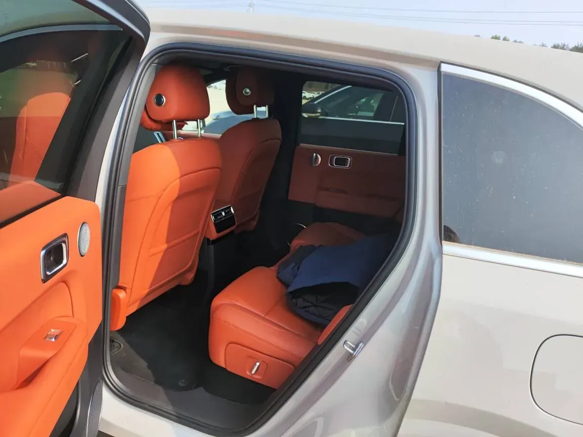 2024 Li L6 Range Extended 154HP L4 REEV 36.8KWH,autocango,china used car exporter,china ev exporter,chinese used car exporter,chinese used ev exporter