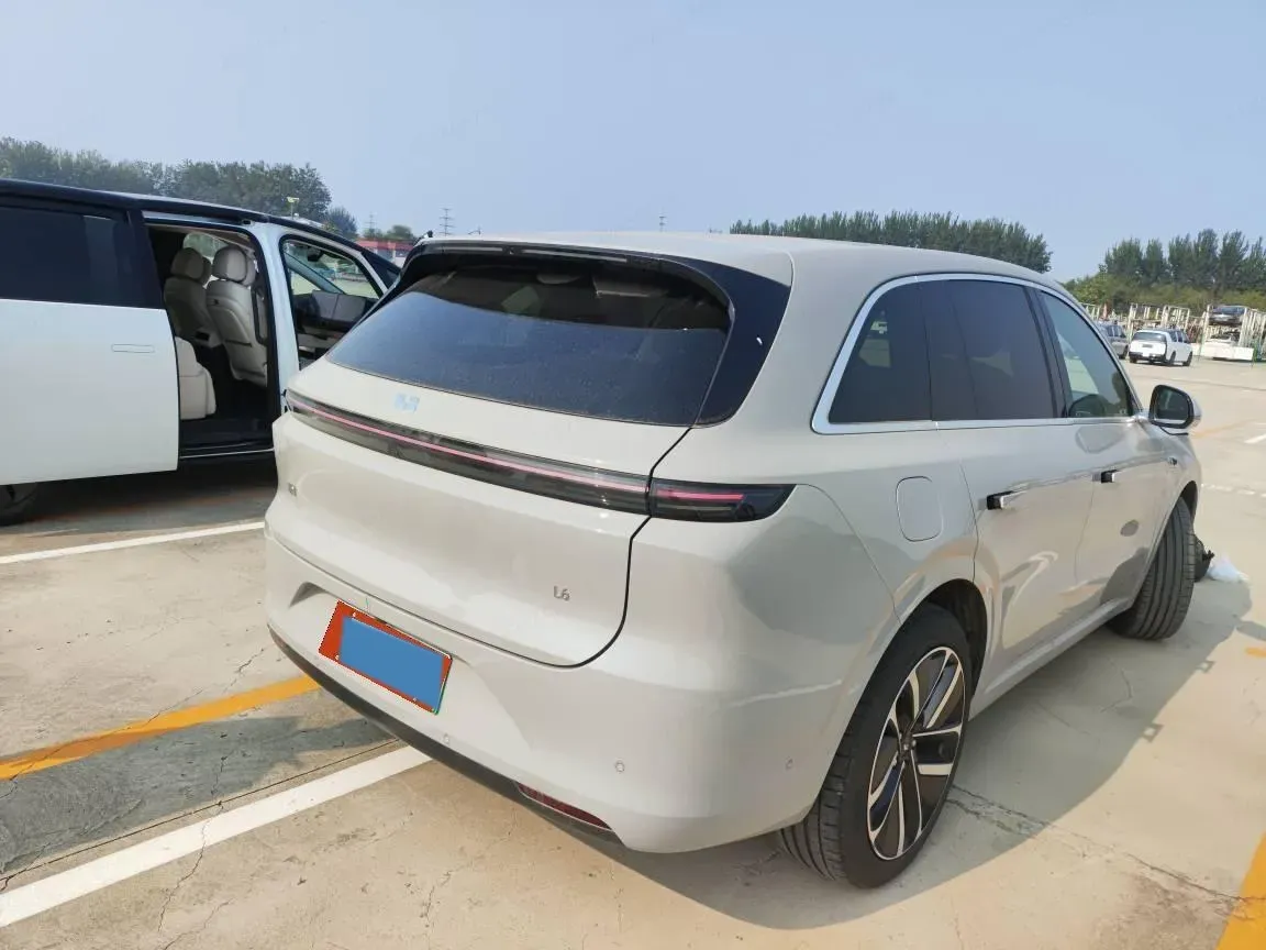 2024 Li L6 Range Extended 154HP L4 REEV 36.8KWH,autocango,china used car exporter,china ev exporter,chinese used car exporter,chinese used ev exporter