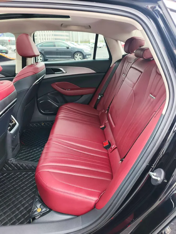 2024 HongQi H5 2.0T 224HP L4 8AT,autocango,china used car exporter,china ev exporter,chinese used car exporter,chinese used ev exporter