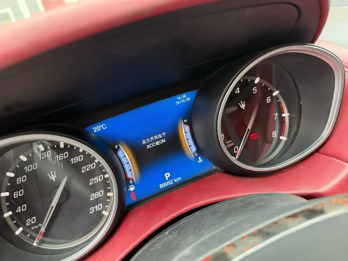 2018 Maserati Levante 3.0T 350HP V6 8AT,autocango,china used car exporter,china ev exporter,chinese used car exporter,chinese used ev exporter