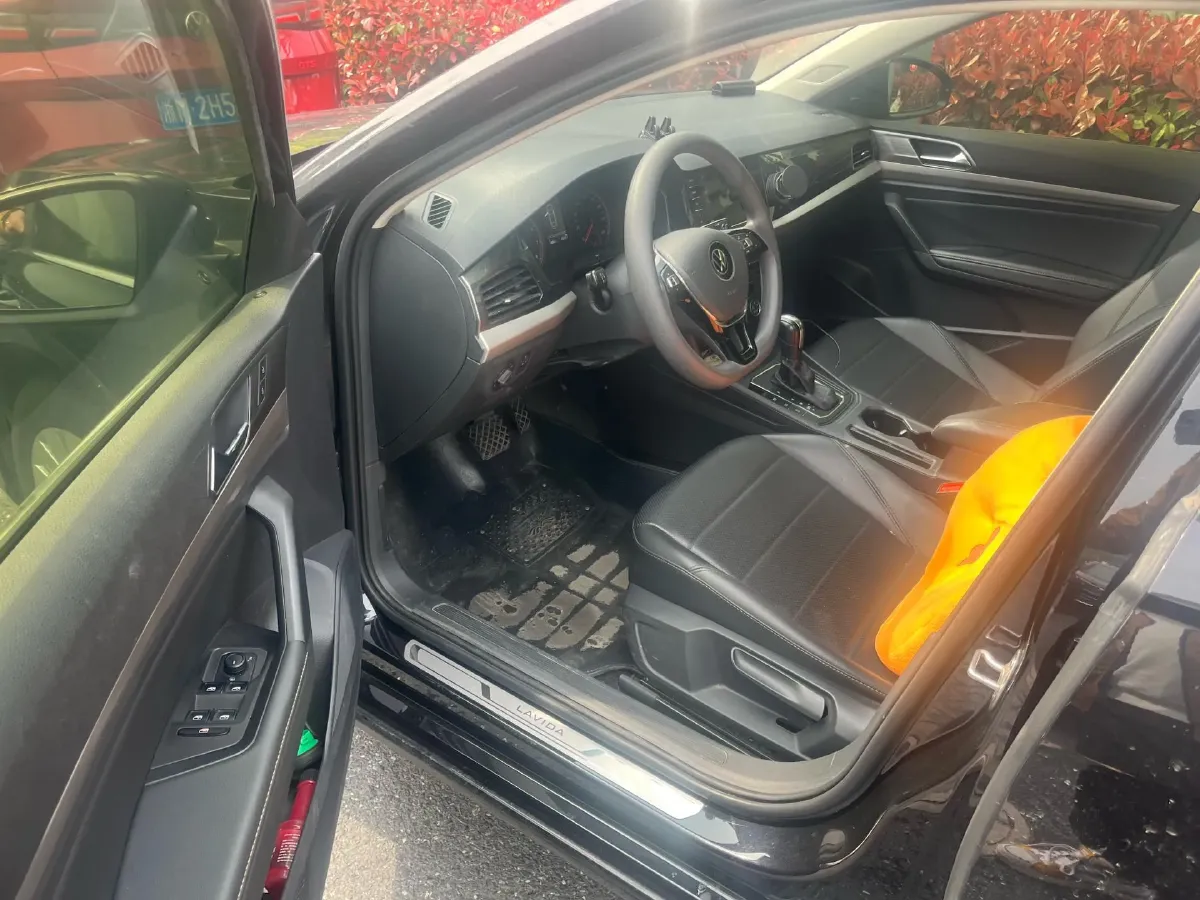 2019 Volkswagen Lavida 1.5L 113HP L4 6AT,autocango,china used car exporter,china ev exporter,chinese used car exporter,chinese used ev exporter