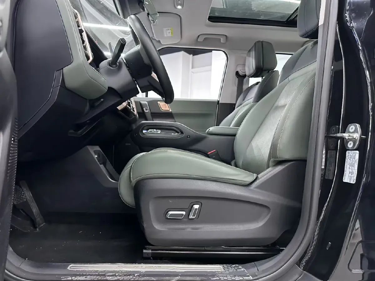 2024 iCAR iCAR 03 BEV 65.69KWH,autocango,china used car exporter,china ev exporter,chinese used car exporter,chinese used ev exporter