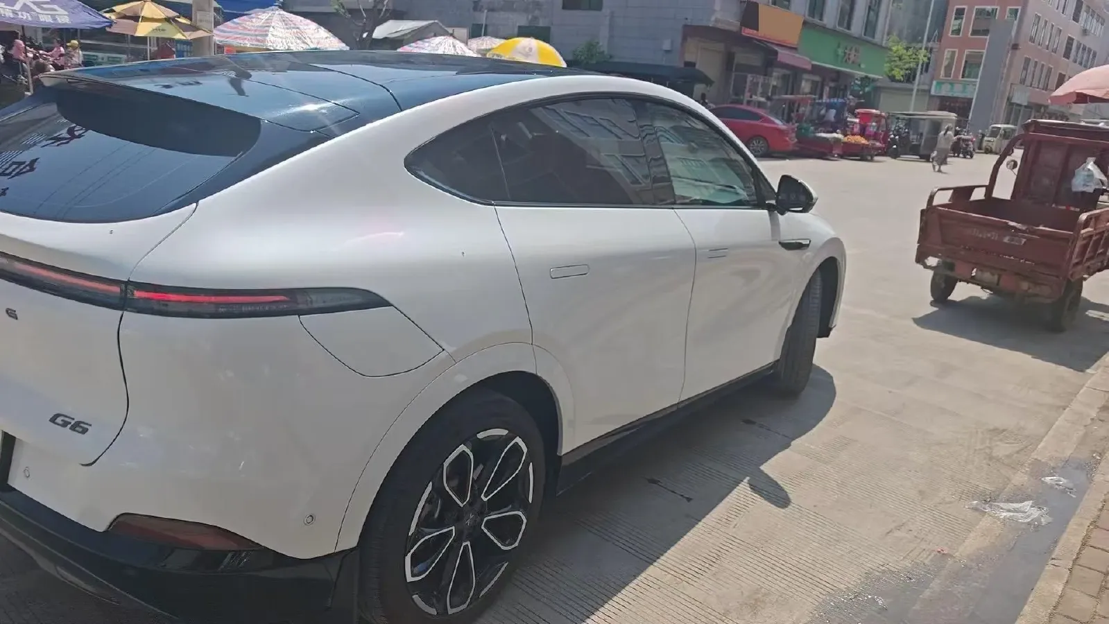 2025 Xpeng G6 BEV 68.5KWH,autocango,china used car exporter,china ev exporter,chinese used car exporter,chinese used ev exporter