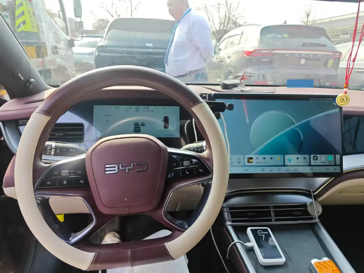 2025 BYD Seal07 DM-i 1.5L 101HP L4 E-CVT PHEV 17.6KWH,autocango,china used car exporter,china ev exporter,chinese used car exporter,chinese used ev exporter