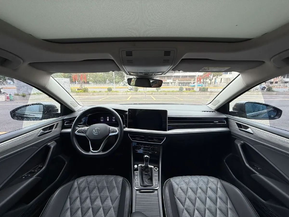 2023 Volkswagen Sagitar 1.2T 116HP L4 7DCT,autocango,china used car exporter,china ev exporter,chinese used car exporter,chinese used ev exporter