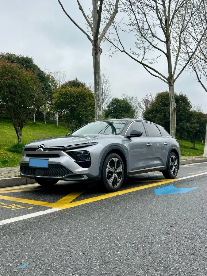 2021 Citroen C5 X 1.6T 175HP L4 8AT,autocango,china used car exporter,china ev exporter,chinese used car exporter,chinese used ev exporter