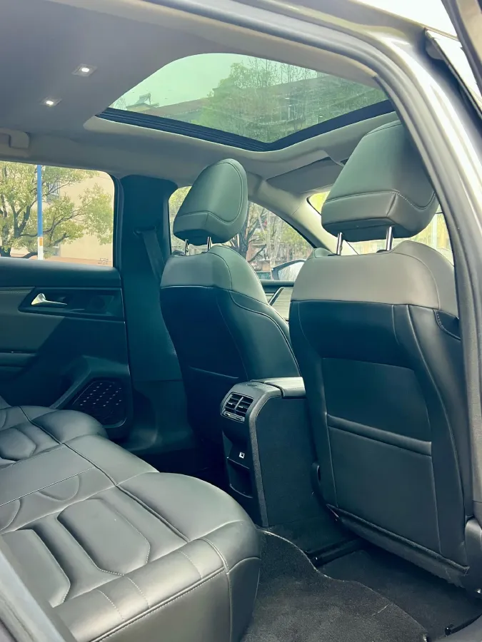 2021 Citroen C5 X 1.6T 175HP L4 8AT,autocango,china used car exporter,china ev exporter,chinese used car exporter,chinese used ev exporter