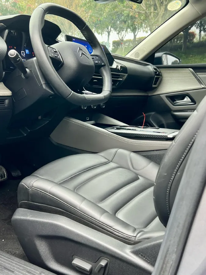 2021 Citroen C5 X 1.6T 175HP L4 8AT,autocango,china used car exporter,china ev exporter,chinese used car exporter,chinese used ev exporter