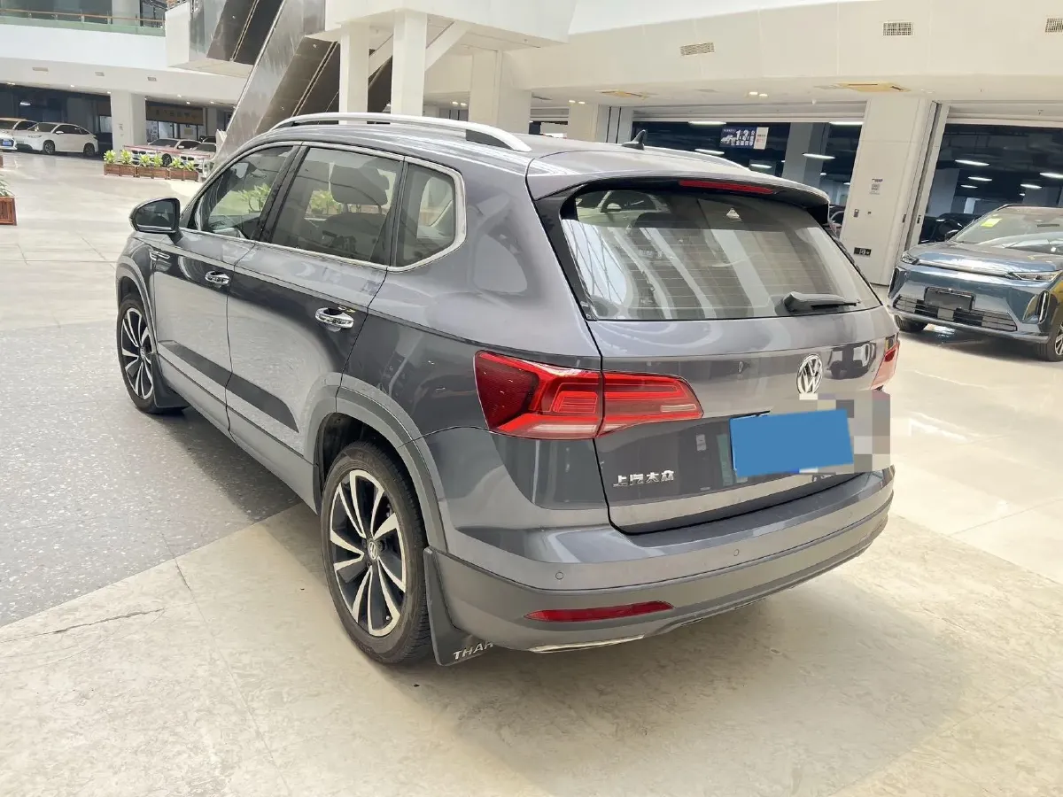 2019 MINI MINI 1.5T 102HP L3 7DCT,autocango,china used car exporter,china ev exporter,chinese used car exporter,chinese used ev exporter