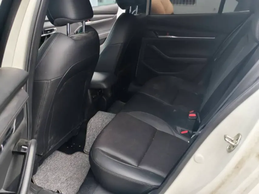 2023 Mazda 3 Axela 2.0L 158HP L4 6AT,autocango,china used car exporter,china ev exporter,chinese used car exporter,chinese used ev exporter