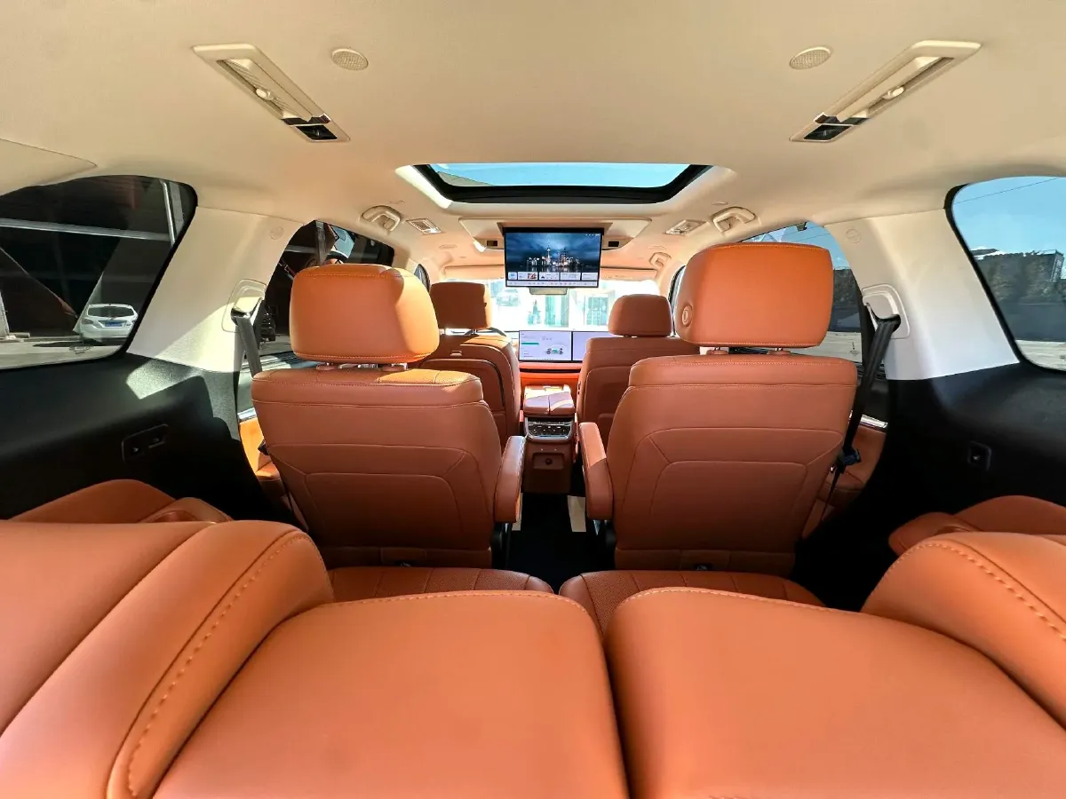 2025 WEY BlueMountain 1.5T 170HP L4 4DHT PHEV 52.3KWH,autocango,china used car exporter,china ev exporter,chinese used car exporter,chinese used ev exporter