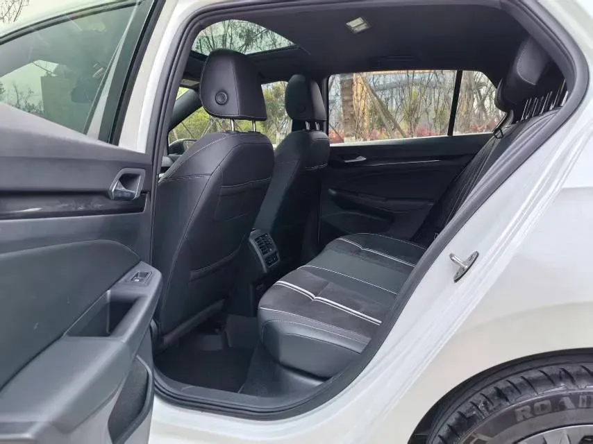 2021 Volkswagen Golf 1.4T 150HP L4 7DCT,autocango,china used car exporter,china ev exporter,chinese used car exporter,chinese used ev exporter