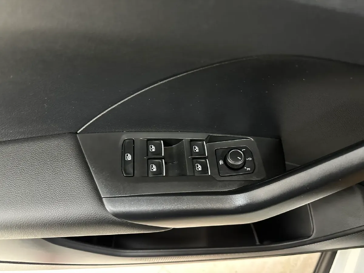 2021 Volkswagen Tacqua 1.5L 113HP L4 6AT,autocango,china used car exporter,china ev exporter,chinese used car exporter,chinese used ev exporter