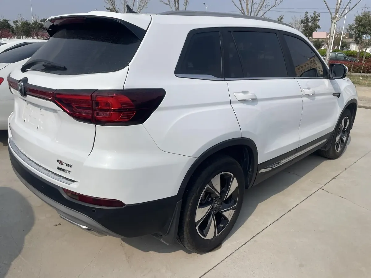 2021 ChangAn CS75 1.5T 178HP L4 7DCT,autocango,china used car exporter,china ev exporter,chinese used car exporter,chinese used ev exporter