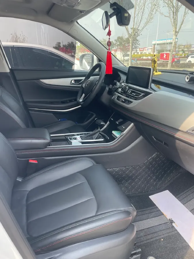 2021 ChangAn CS75 1.5T 178HP L4 7DCT,autocango,china used car exporter,china ev exporter,chinese used car exporter,chinese used ev exporter