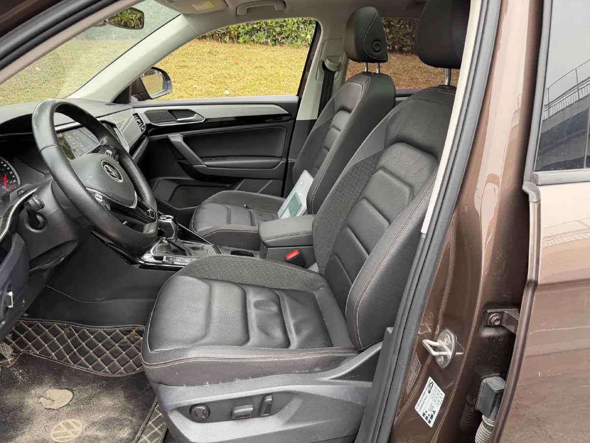 2020 Volkswagen Tayron 2.0T 186HP L4 7DCT,autocango,china used car exporter,china ev exporter,chinese used car exporter,chinese used ev exporter