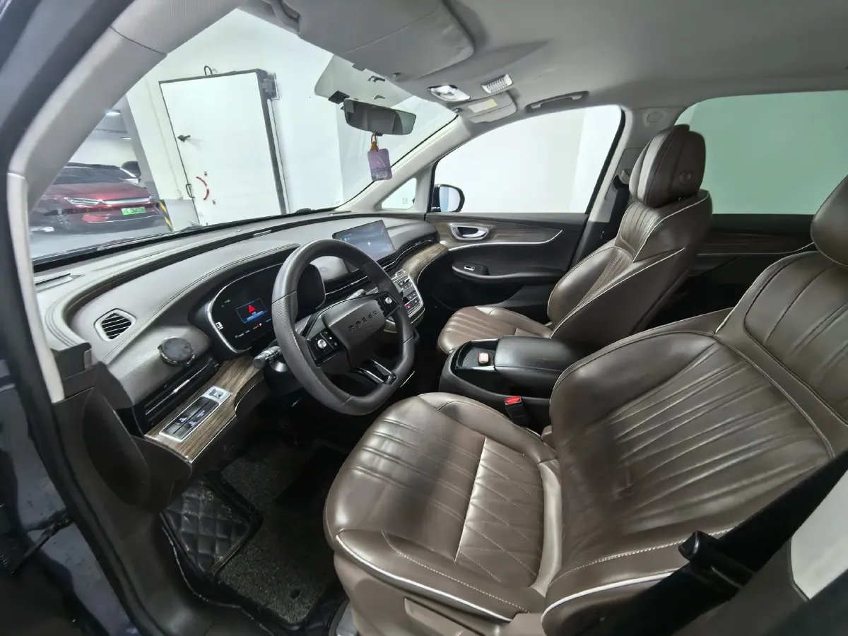 2022 Roewe iMAX8 BEV 90KWH,autocango,china used car exporter,china ev exporter,chinese used car exporter,chinese used ev exporter