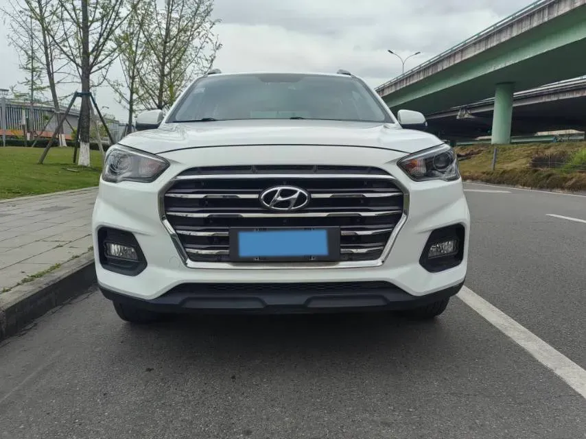 2018 Hyundai ix35 2.0L 160HP L4 6AT,autocango,china used car exporter,china ev exporter,chinese used car exporter,chinese used ev exporter